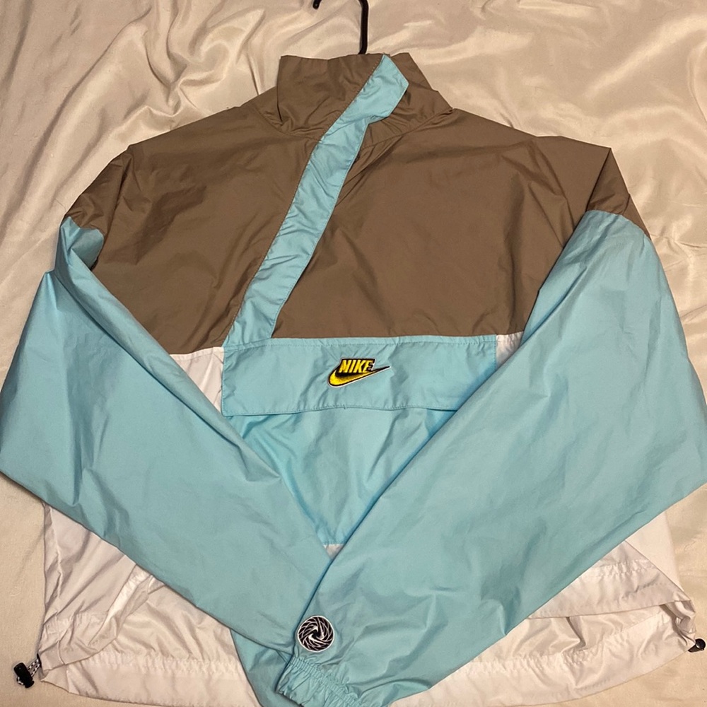 Nike cropped pullover